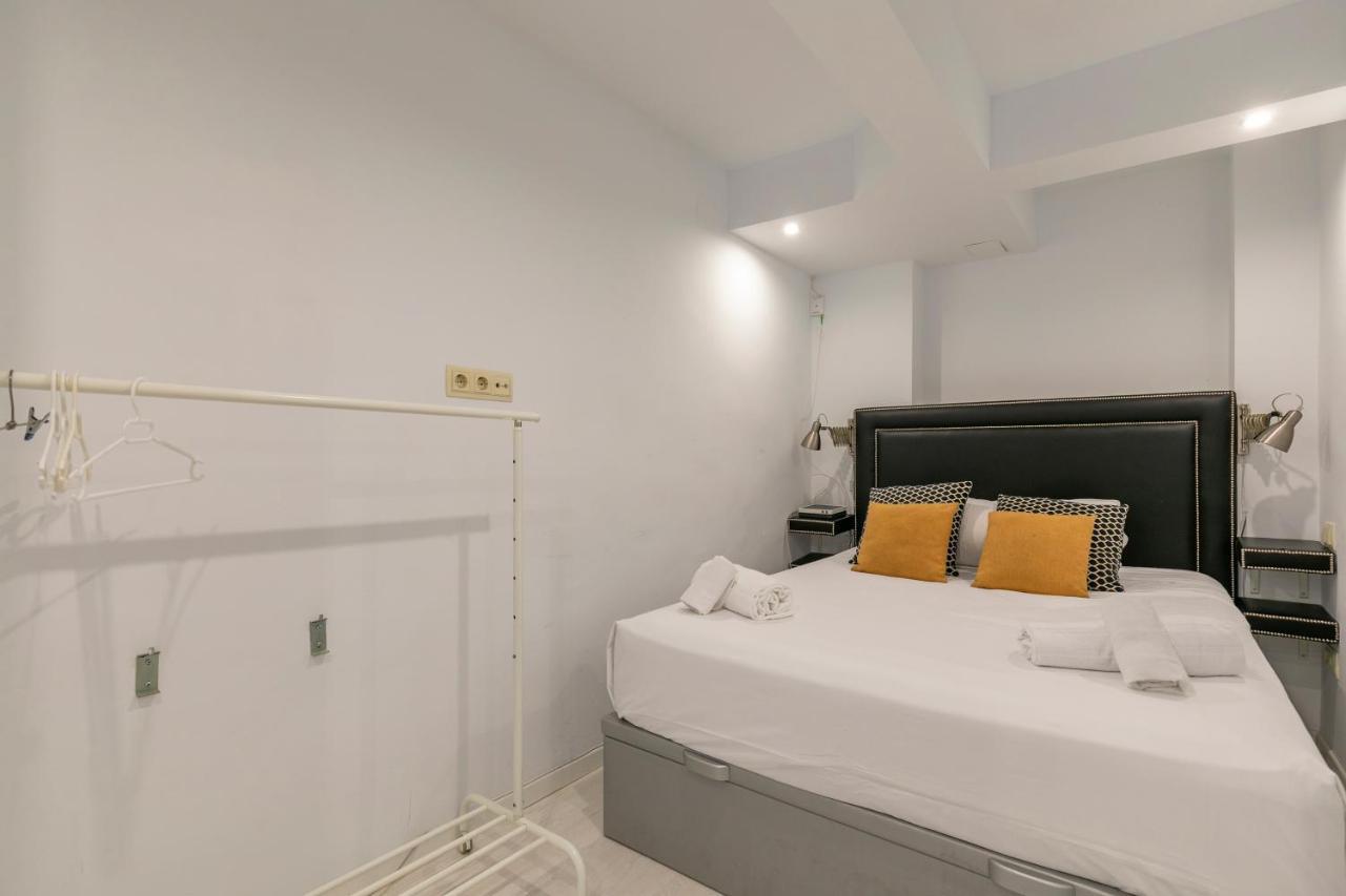 Homeabout Retiro Apartment I Мадрид Экстерьер фото